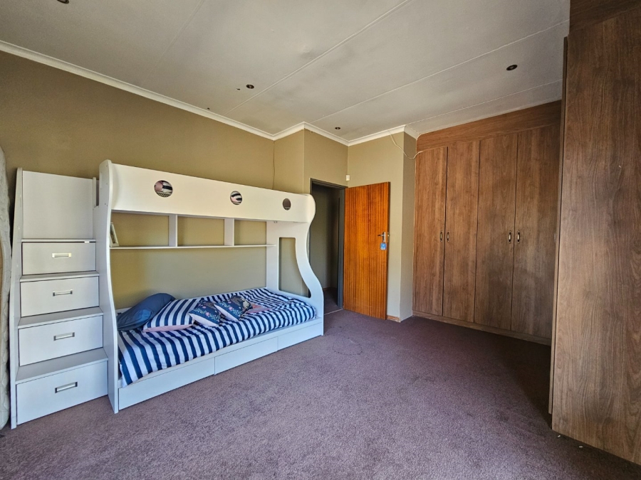 3 Bedroom Property for Sale in Vaalpark Free State